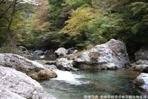 小田深山渓谷の紅葉