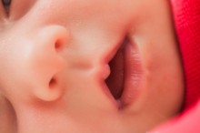 赤ちゃんの鼻